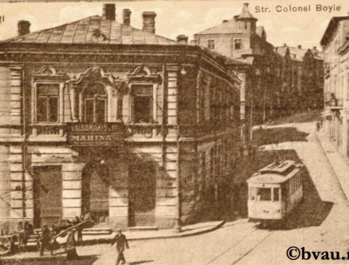 Fig. 3 – Strada Colonel Boyle – în prim-plan unul dintre imobilele familiei Topali, începutul secolului XX (Colecția Delia Pohrib)